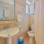 Hotel apartamentowy Estella Elafonissos