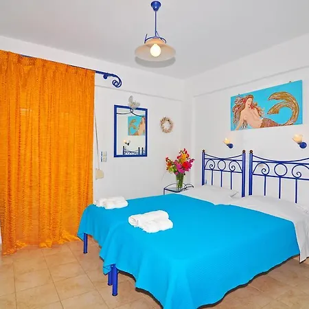 Estella Aparthotel 3*
