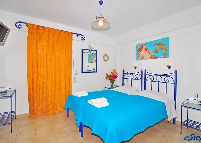 Estella Aparthotel 4*